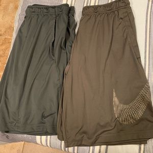 Nike Gym Shorts Dark Grey & Dark Green